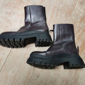 Zara 39Eu platform burgundy boots